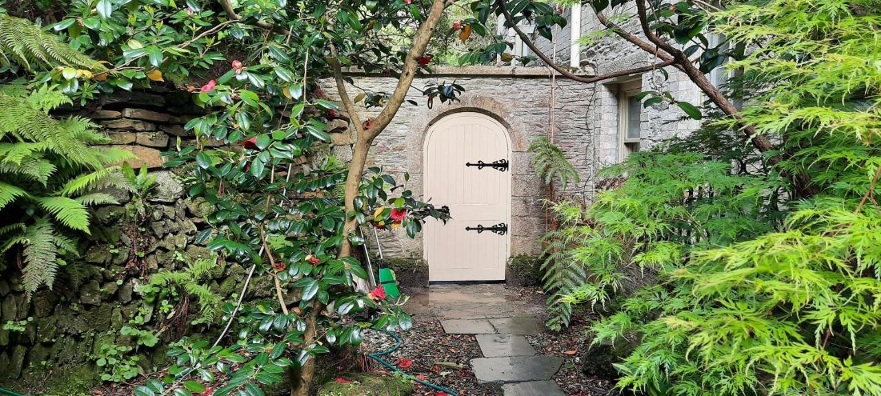 Luxurious Apartment In Historic Mansion - Sleeps 7 Ladock Exterior photo
